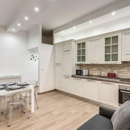 New Flat In Front Stpeter Square * ローマ