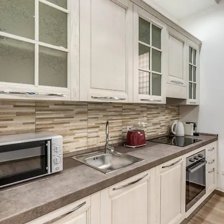 New Flat In Front Stpeter Square Apartment *