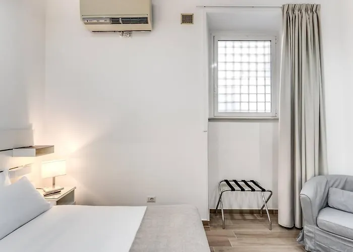Διαμέρισμα New Flat In Front Stpeter Square *