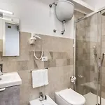 New Flat In Front Stpeter Square *